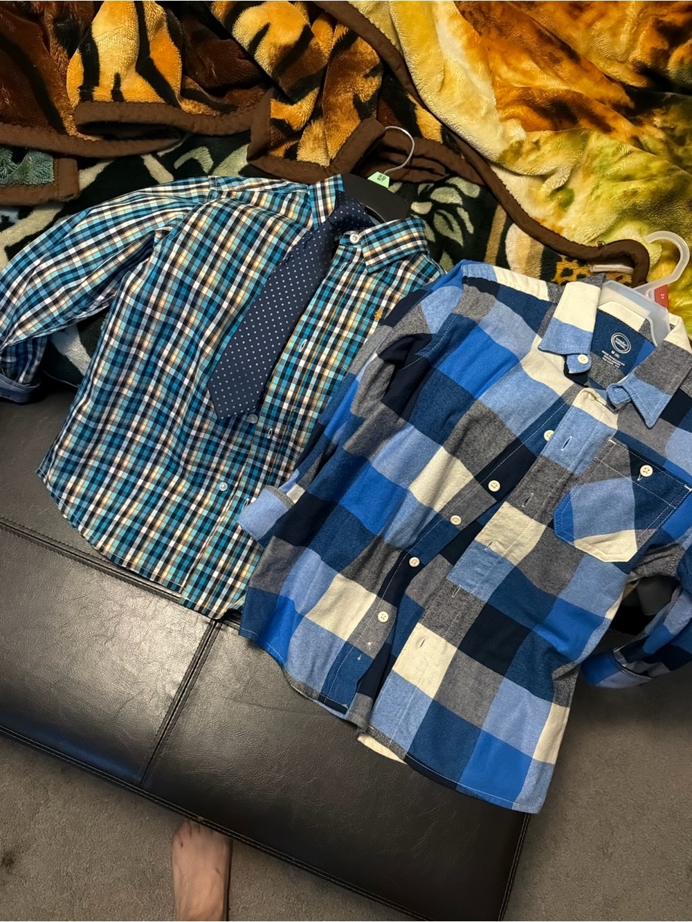 Blue Plaid Button-Up Shirt - Classic Men's Casual Shirt